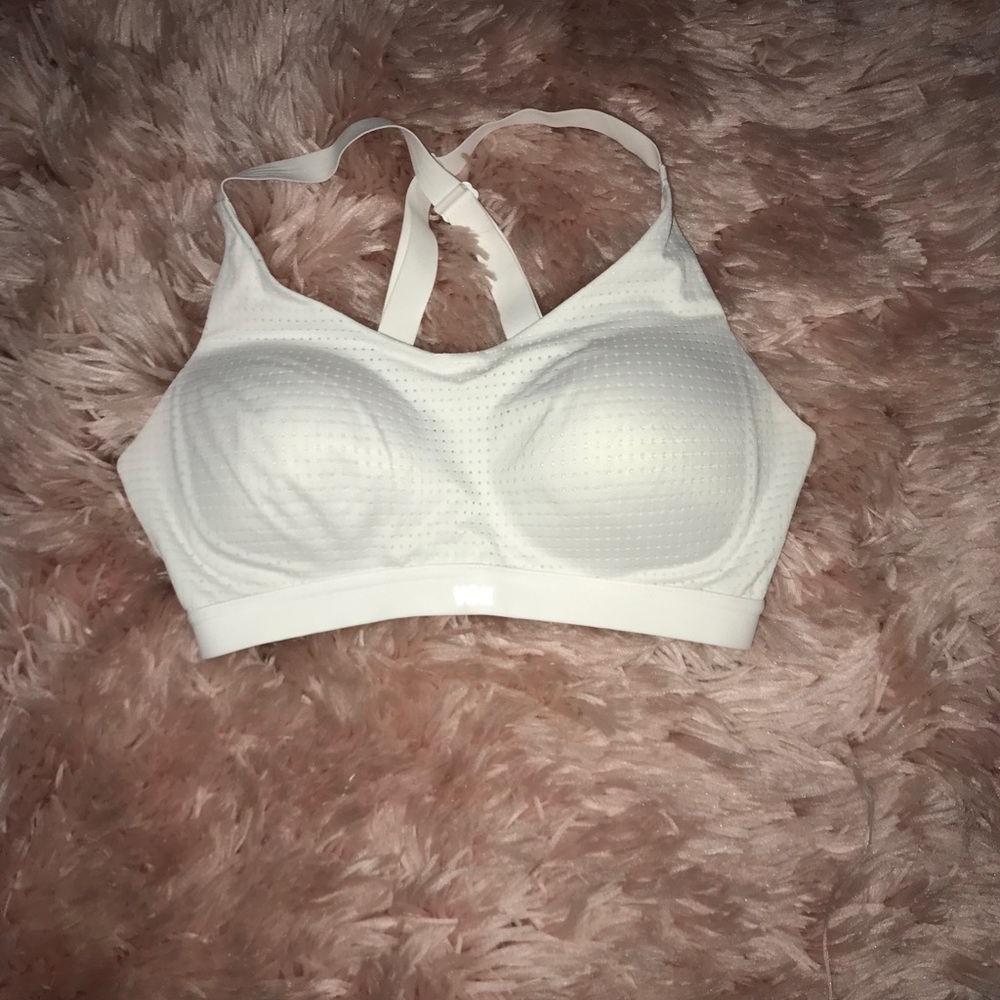 Victoria Secret Sports Bra